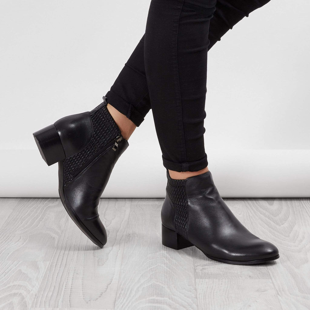 EUNICE JACKSON ANKLE BOOTS ENOCH