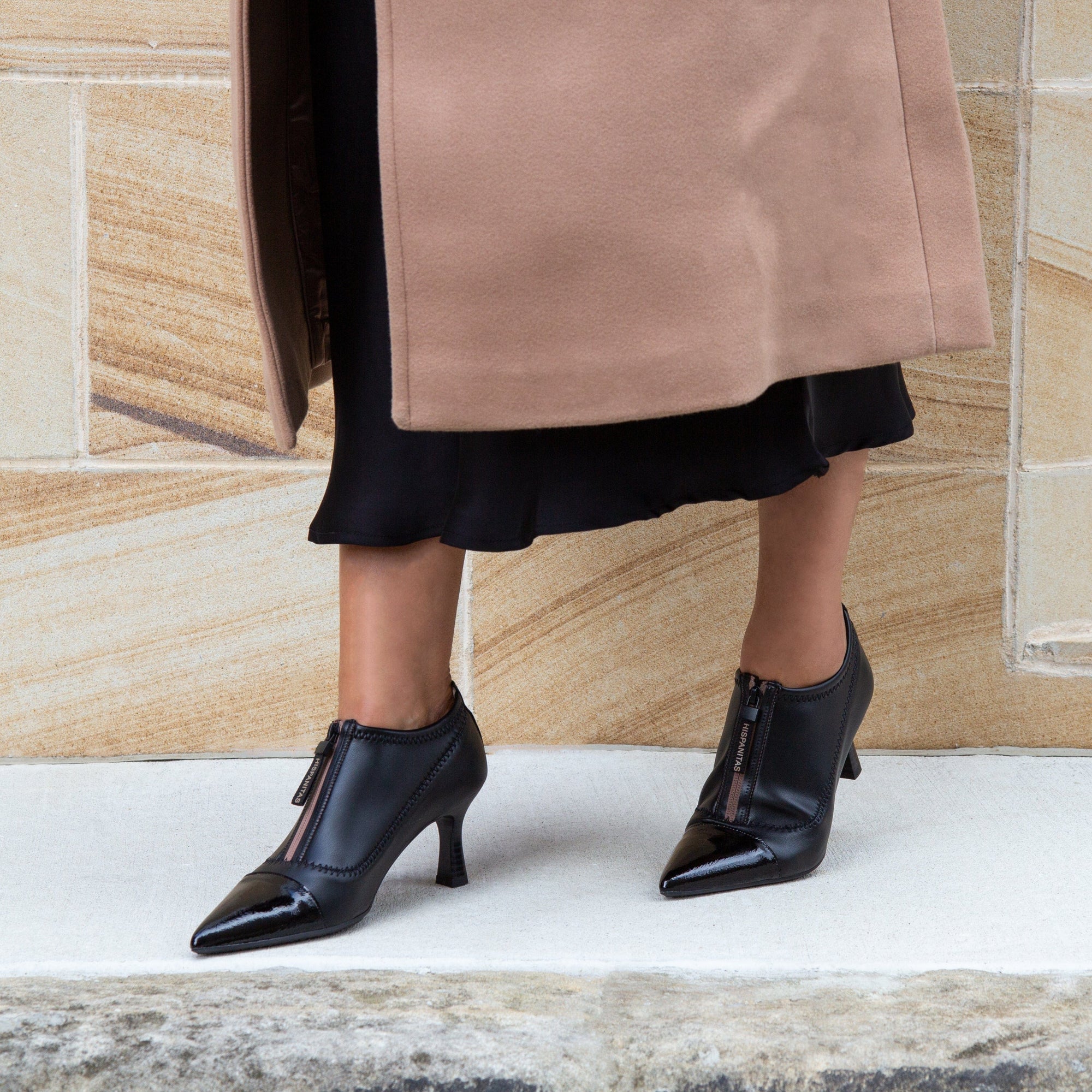 HISPANITAS MEDIUM COURT SHOES SAMI Black