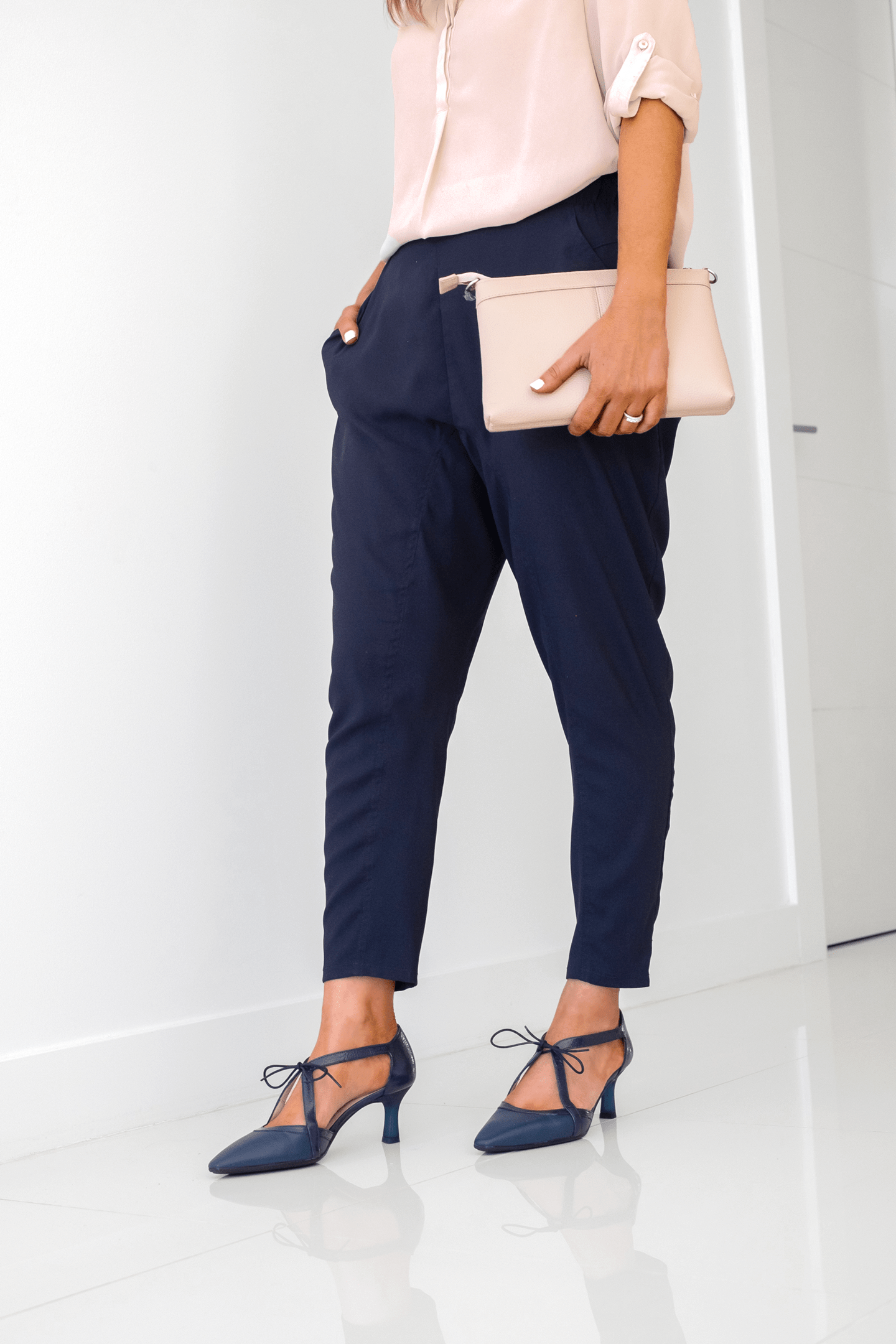 HISPANITAS MEDIUM COURT SHOES SEANNA