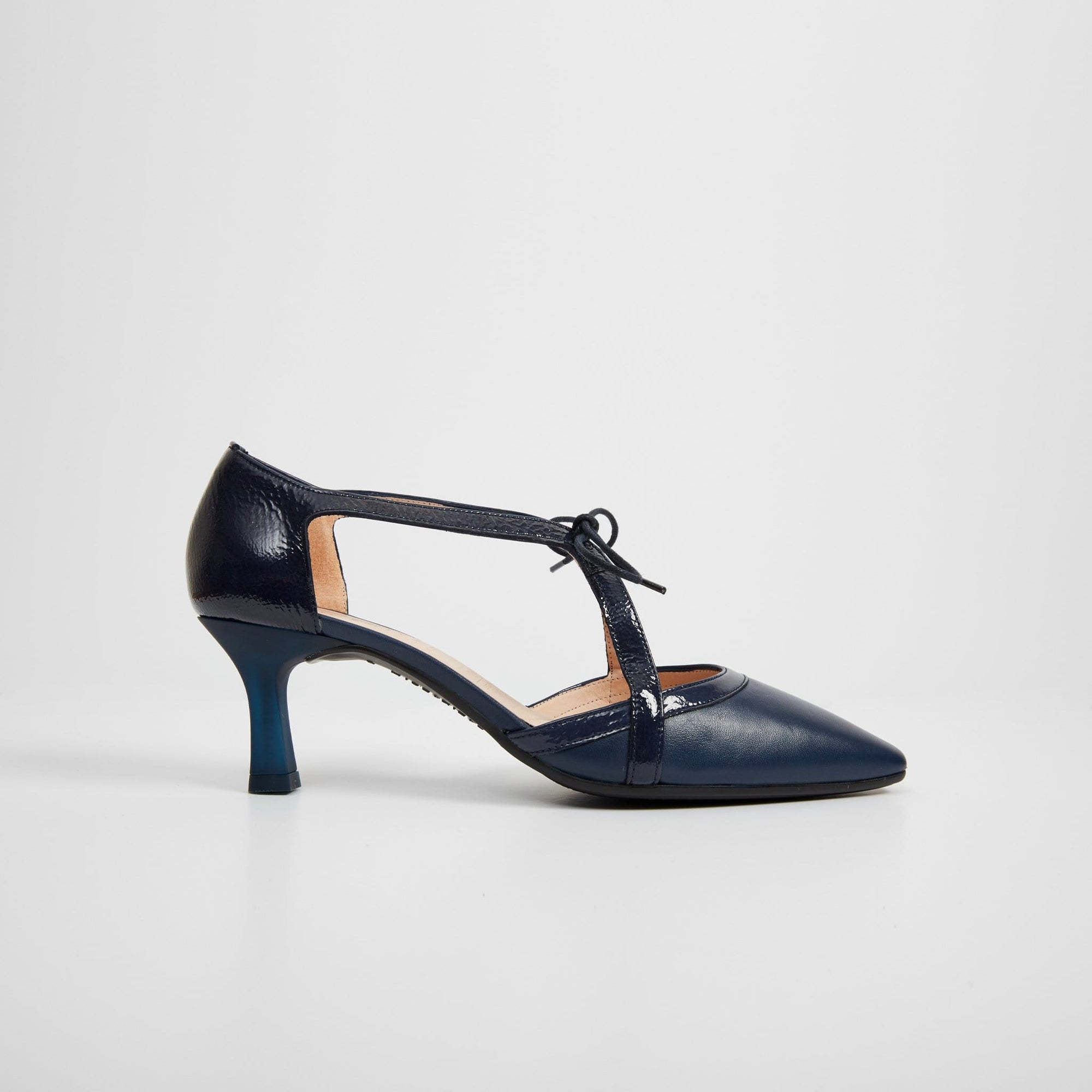 HISPANITAS MEDIUM COURT SHOES SEANNA