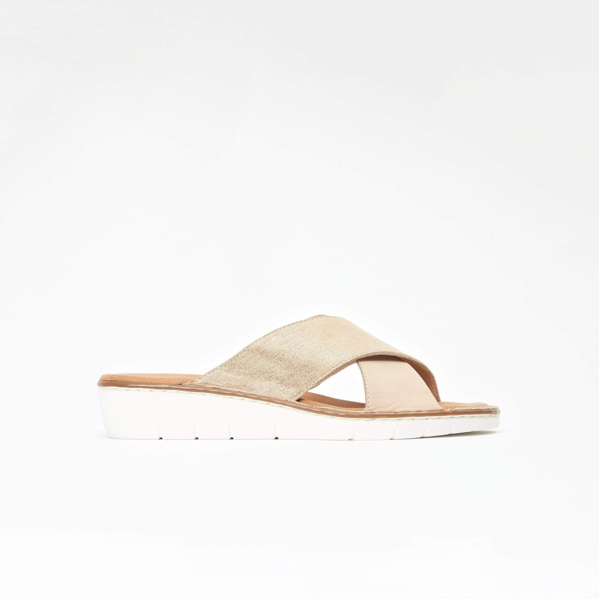 HUGO BELLE SLIDES HESTER