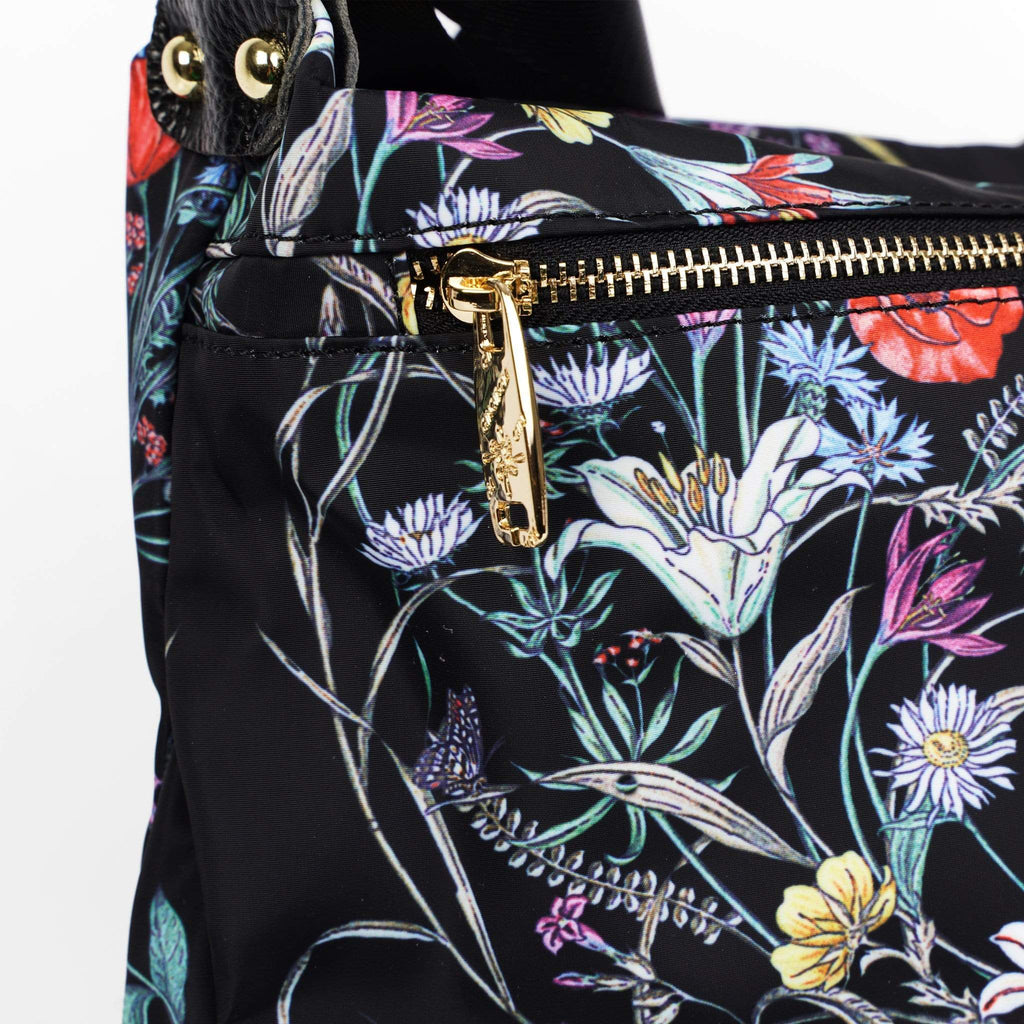 LEISURES ACCESSORIES BAGS ADA
