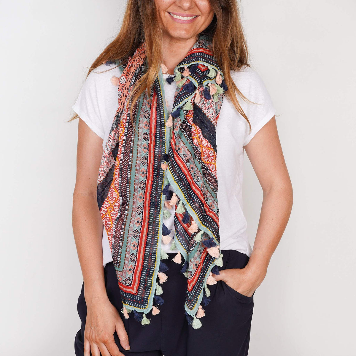 LEISURES ACCESSORIES SCARVES CATEN