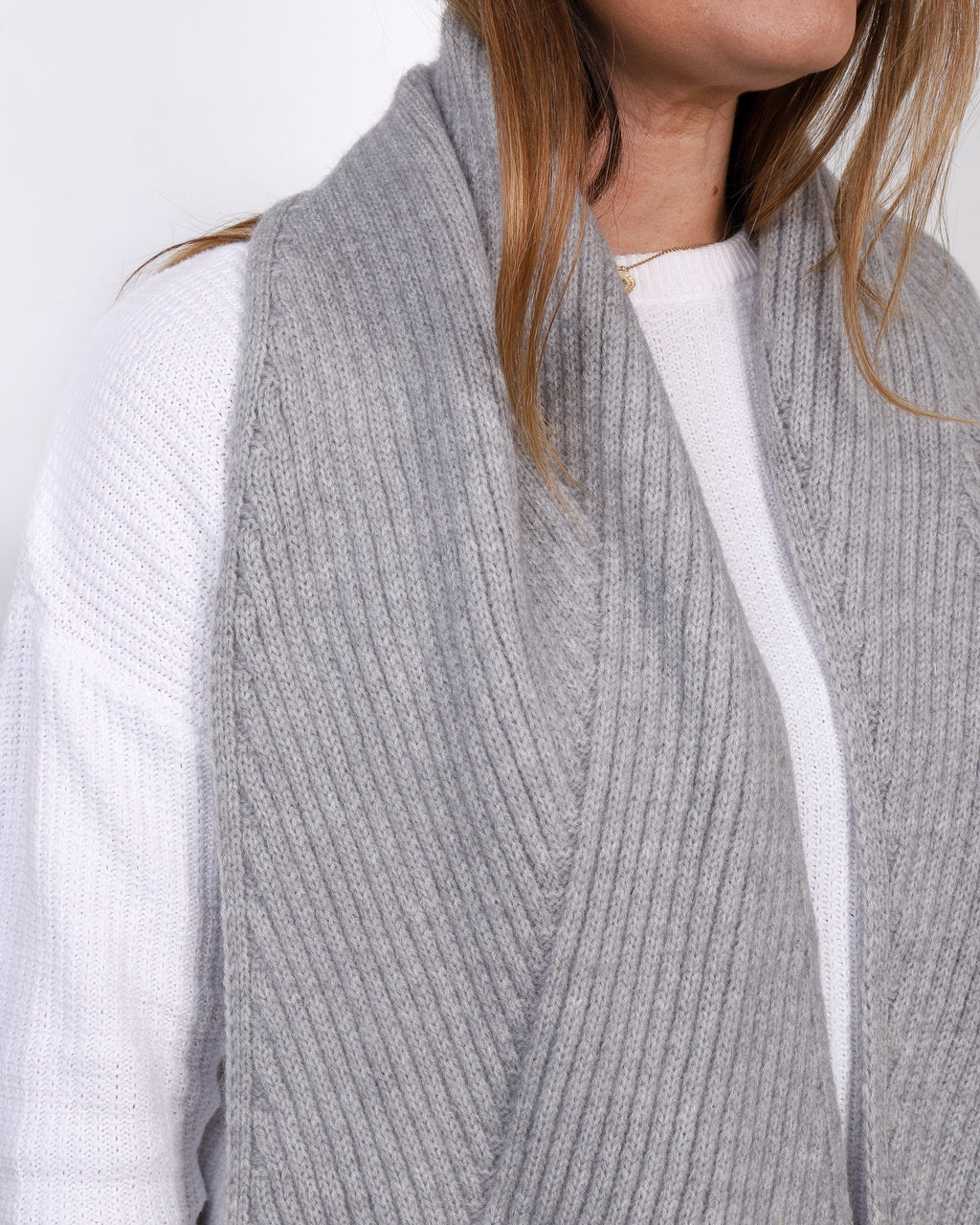LEISURES ACCESSORIES SCARVES CUTLER Grey
