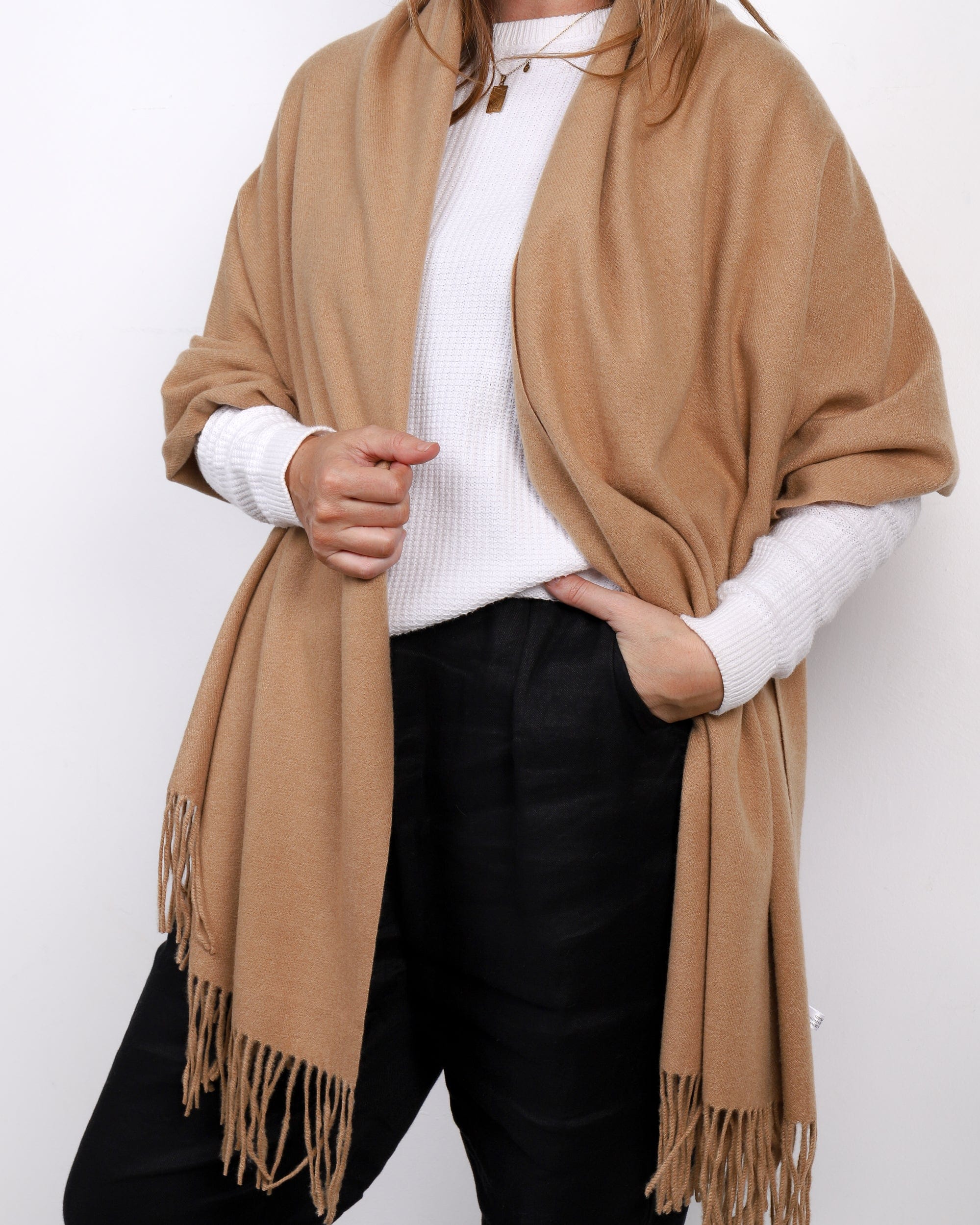 LEISURES ACCESSORIES SCARVES PATRIA Camel