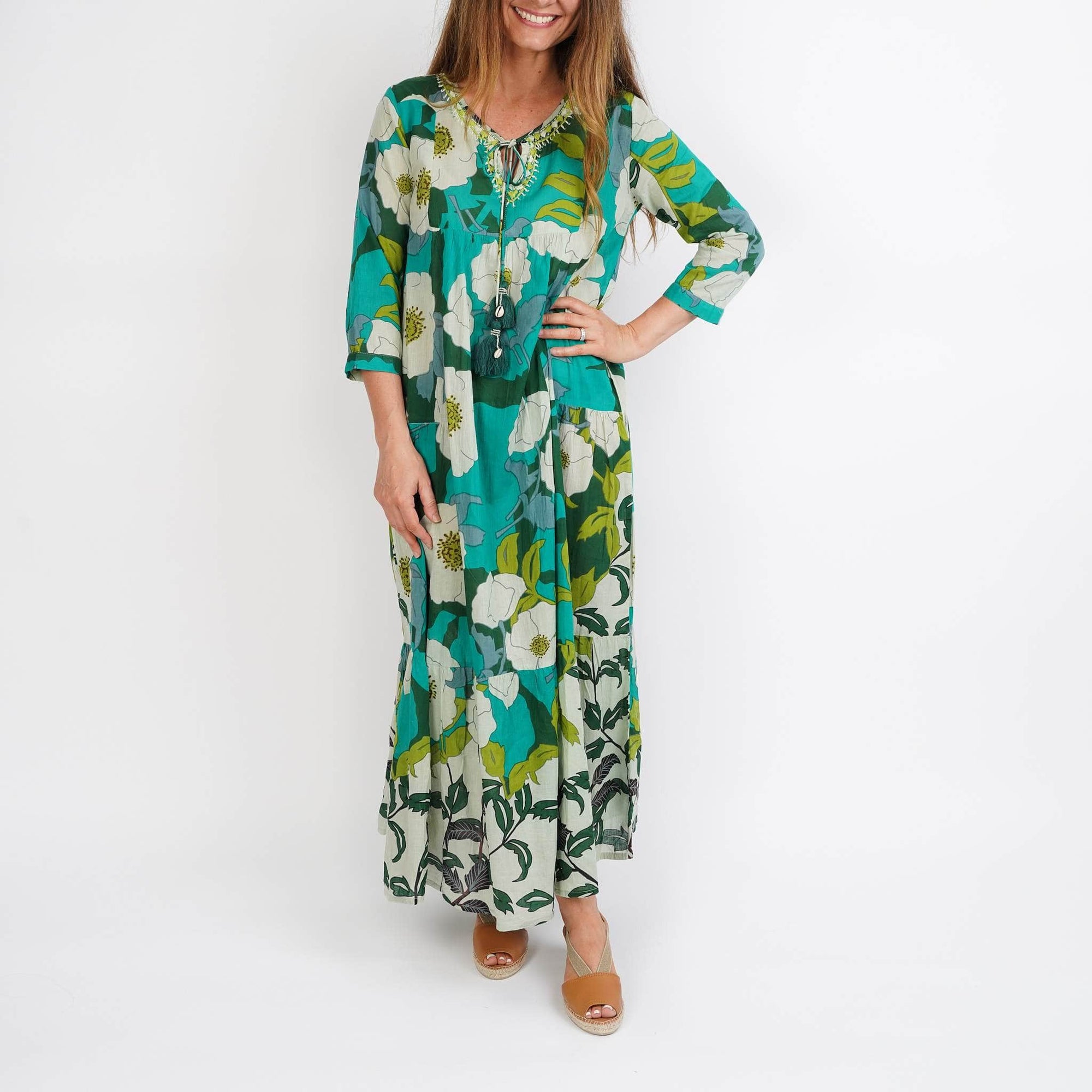 LEISURES ACCESSORIES SUMMER APPAREL CALEN