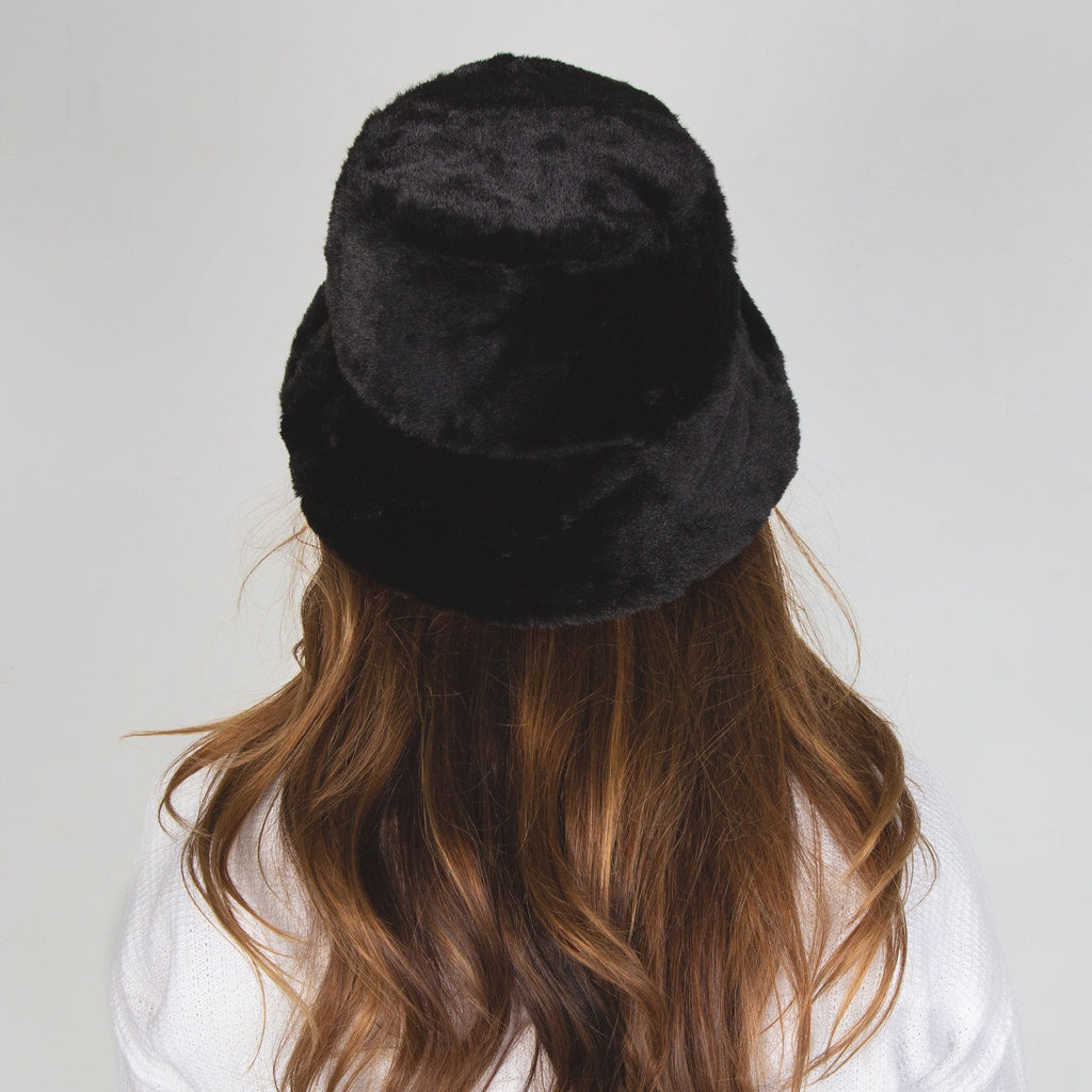 LEISURES ACCESSORIES WINTER APPAREL CALE Black