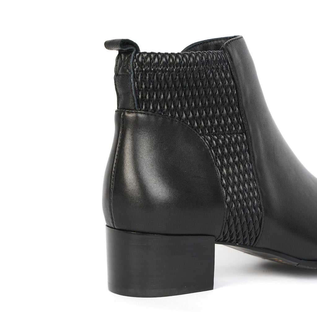LEISURES ANKLE BOOTS ENOCH Black
