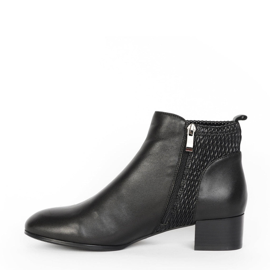 LEISURES ANKLE BOOTS ENOCH Black