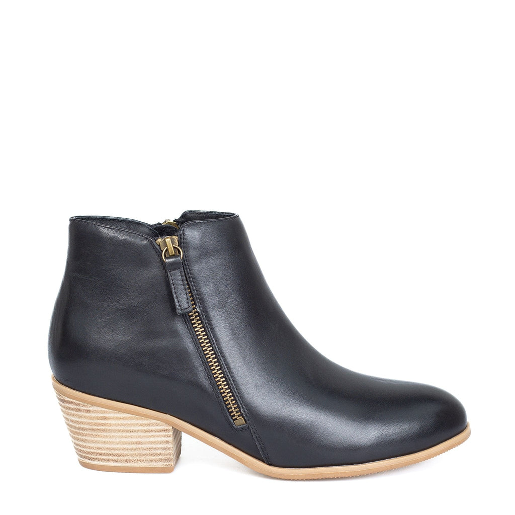 LEISURES ANKLE BOOTS REESE Black