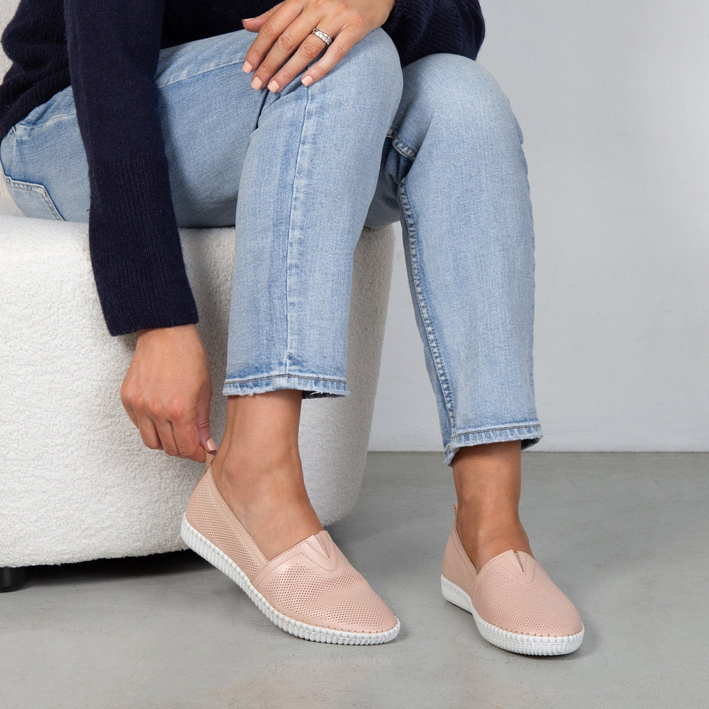 LEISURES ATHLEISURE SHOES HOTTER Blush