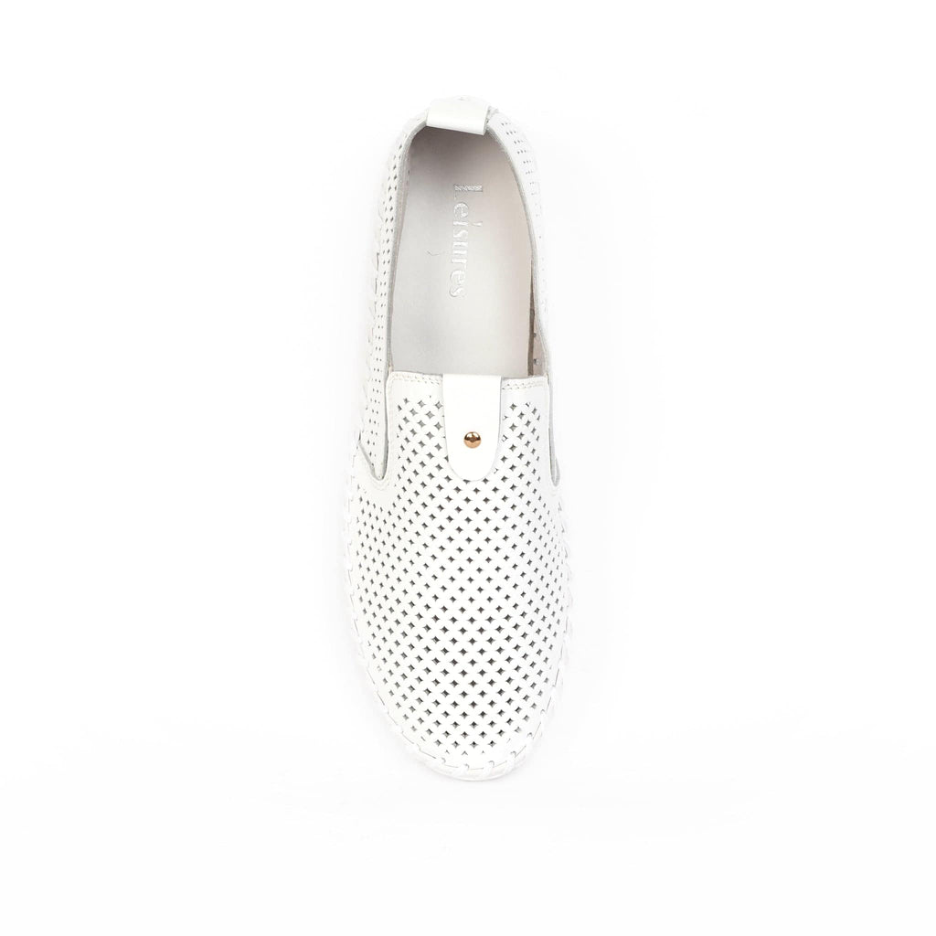 LEISURES ATHLEISURE SHOES HOWDY White