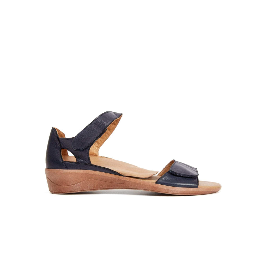 LEISURES FLAT SANDALS HAMPTON