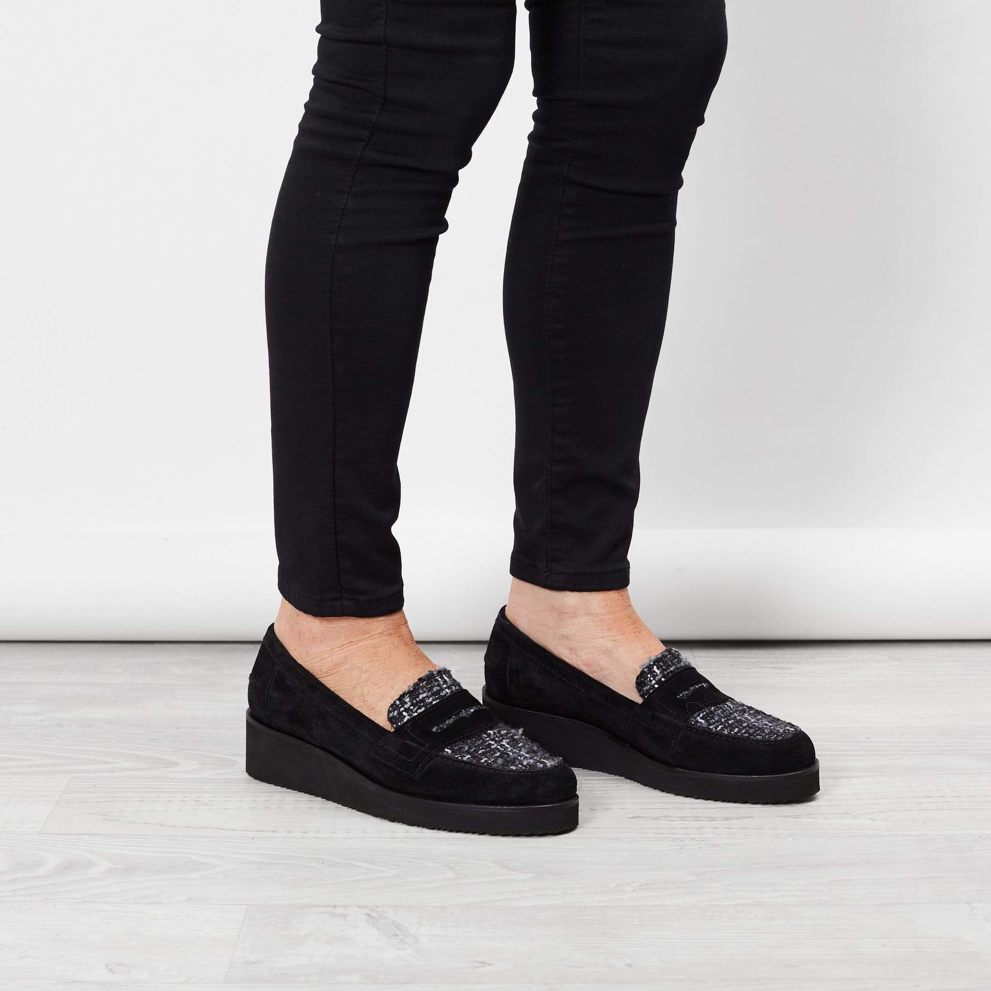 LOMBARDO LACE UPS LEONY