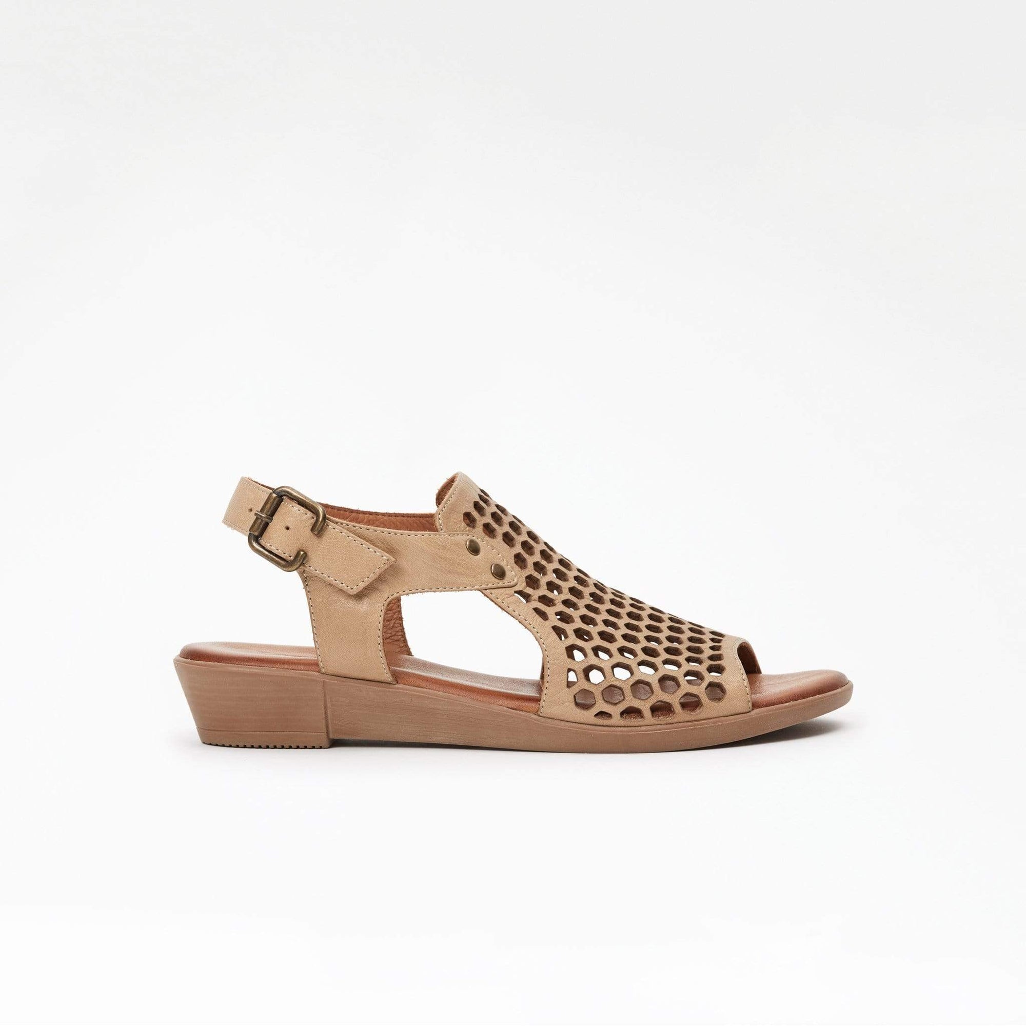 LOMBARDO LOW WEDGES LUELLA