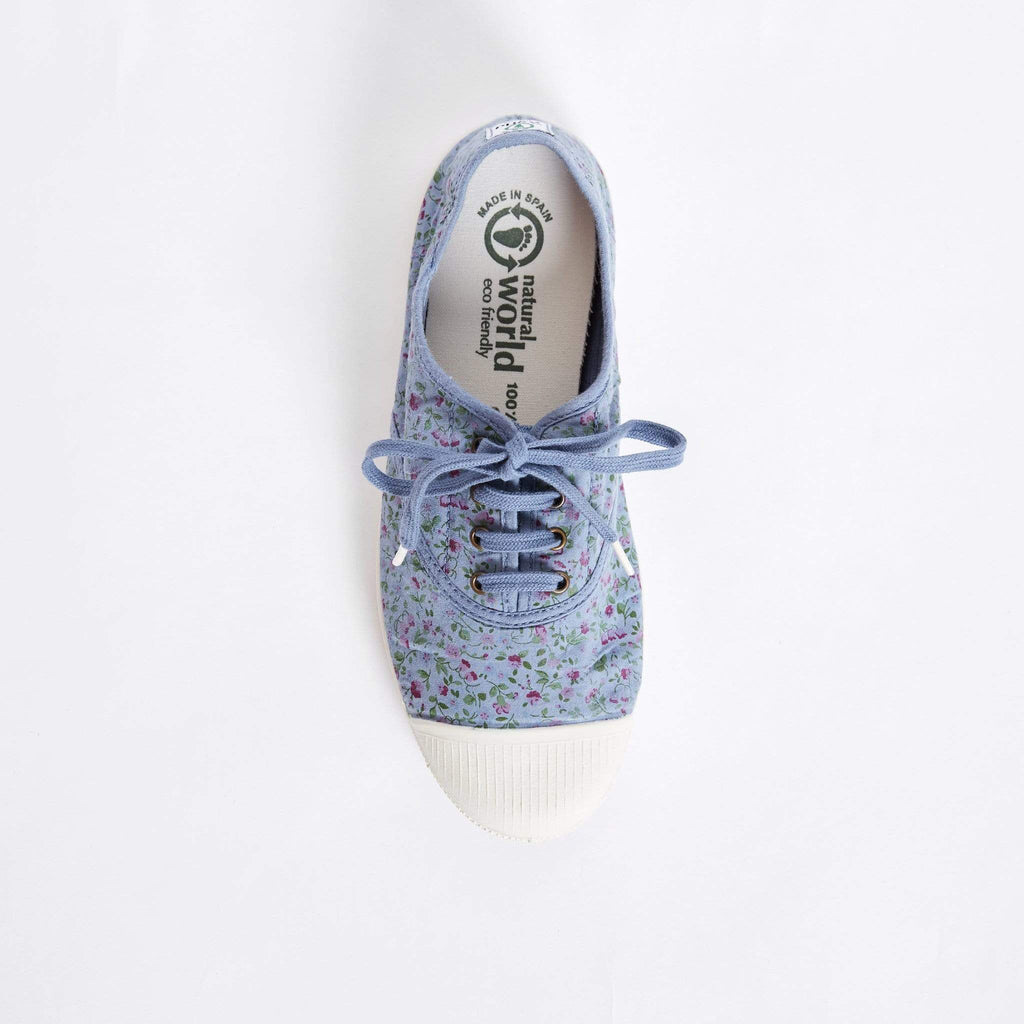 NATURAL WORLD LACE UPS NORTH LAVENDER