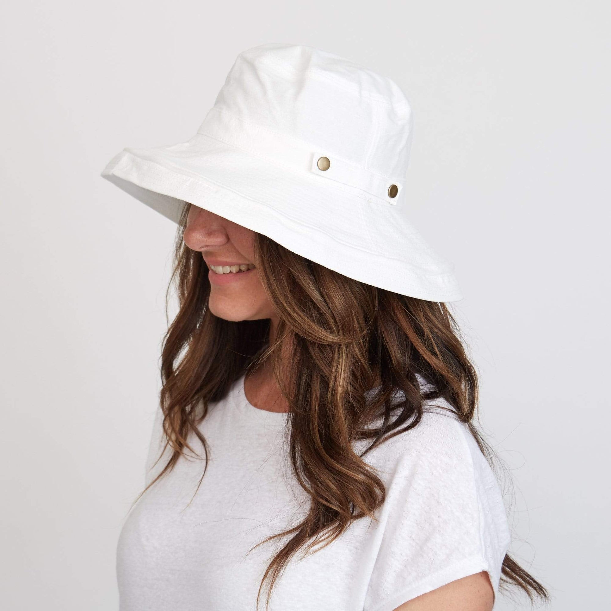 PARAGOLD HATS PARISA