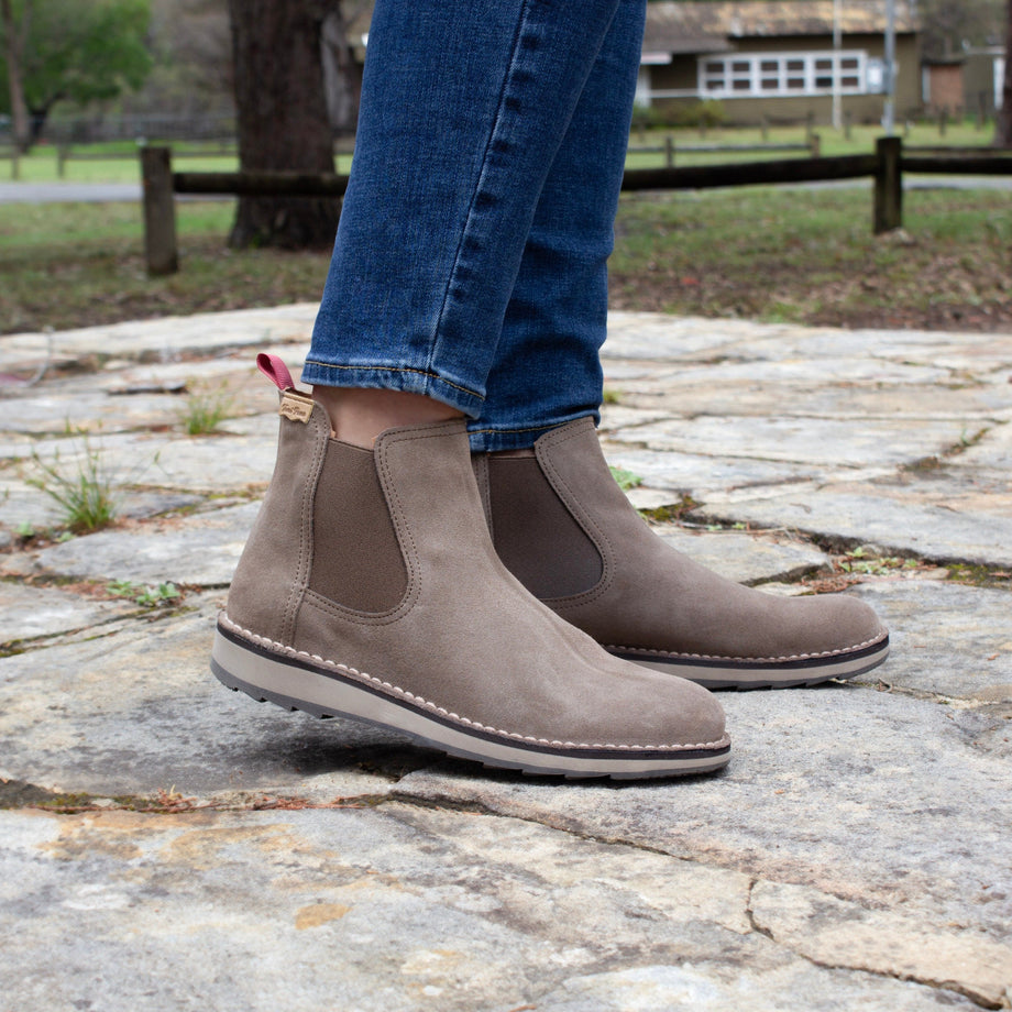Boots taupe clearance